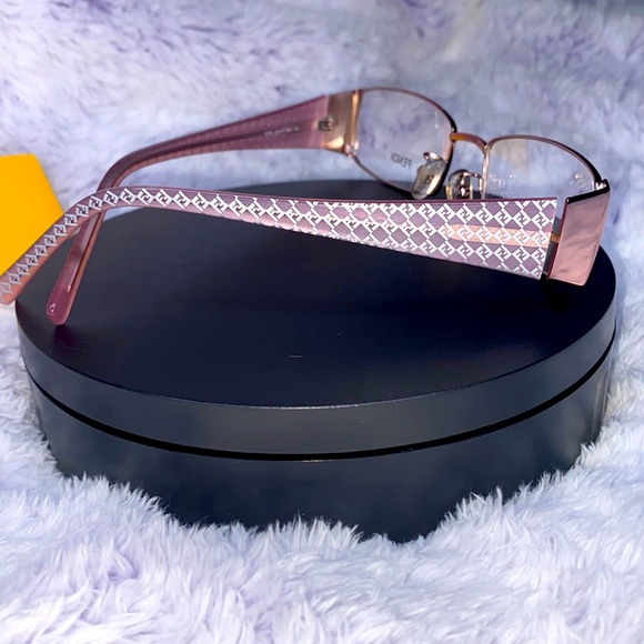 FENDI GLASSES NON-RX - Picture 4 of 11